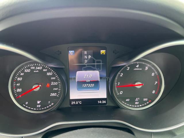 2017 Mercedes Benz C200 AVANTGARDE - 3
