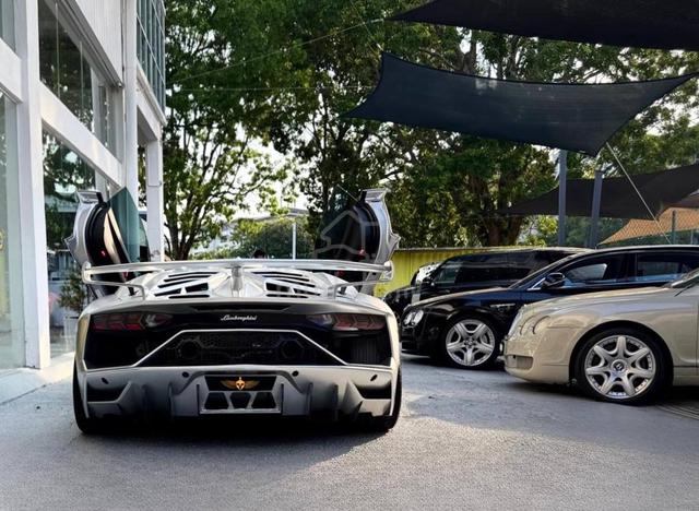 Lamborghini Aventador 6.5 V12 S LP740-4 Coupe 2018 - 5