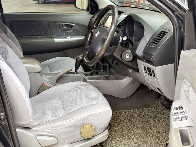2008 Toyota HILUX 2.5 G FACELIFT (A) - 4