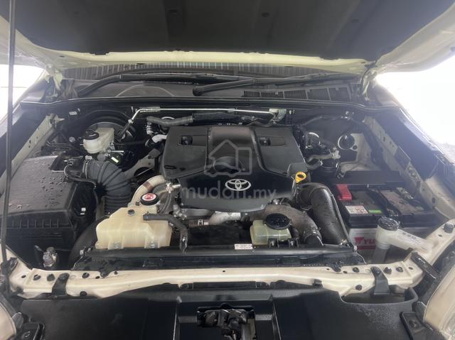 2024 Toyota HILUX 2.4 MT (M) - 4