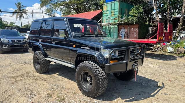 1995 Toyota LANDCRUISER 2.8 II LJ79RV (M) - 1