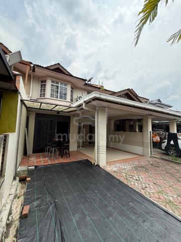 Teres 2 Tingkat Jalan Pekaka Seksyen 8 Kota Damansara Selangor 1
