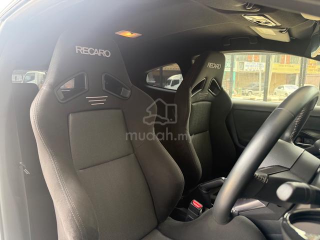 2021 Toyota YARIS 1.6 GR RECARO HUD UNREG - 3