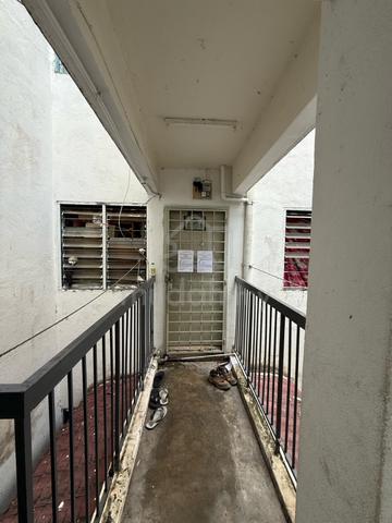 Pangsapuri Damai 5