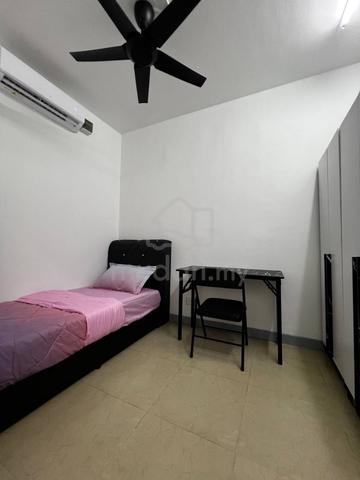 Bilik Single ( Aircond ) | Condo Bayu Tasik 2 | Kemasukan Segera 1
