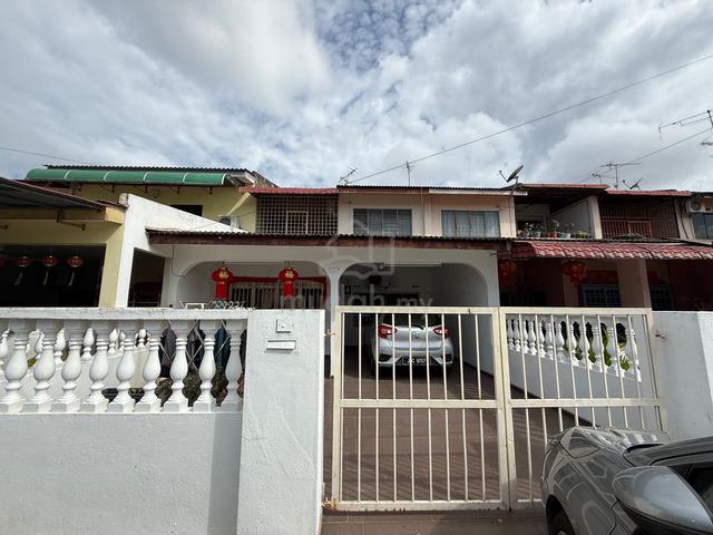 [BELOW VALUE 200K] 2 Storey Terrace Melaka Baru Batu Berendam Infineon 1