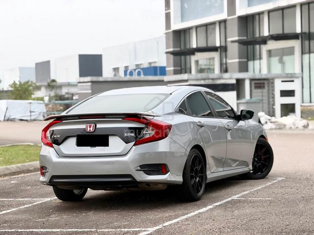 F/LOAN 2018 Honda CIVIC 1.5 TC (A) - 4