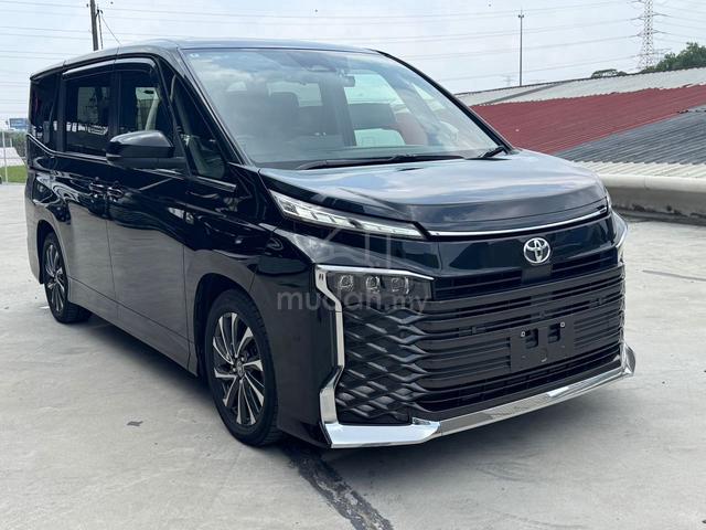 Toyota Voxy 2.0 S-Z - 1