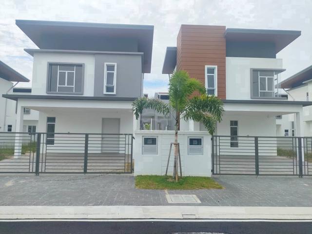 Elegant Bungalow in Klang 1