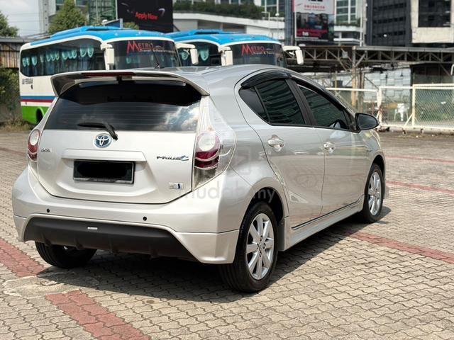 2012 Toyota PRIUS C 1.5 (HYBRID) TRD BODYKIT  (A) - 5