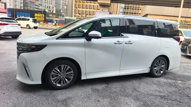 2023 Toyota ALPHARD 2.5 Z (A) - 3