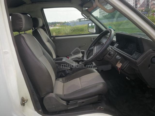 2010 Nissan VANETTE 1.5 C22 WINDOW VAN LOAN KEDAI - 5
