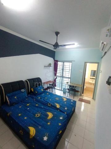 Full Furnished master room at Bandar Sunway 1