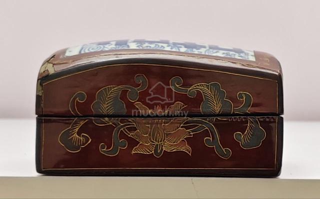 Carousel Image