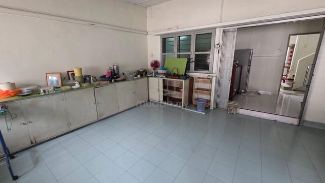 Taman Selatan Klang Double Storey for Sale Big Land Size 1
