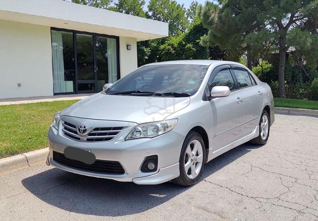 2012 Toyota COROLLA 1.8 ALTIS E FACELIFT (AT) - 1