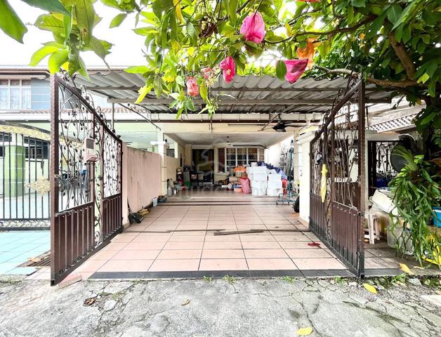 FACING OPEN✨ Double Storey Desa Latania, Seksyen 36, Shah Alam 1