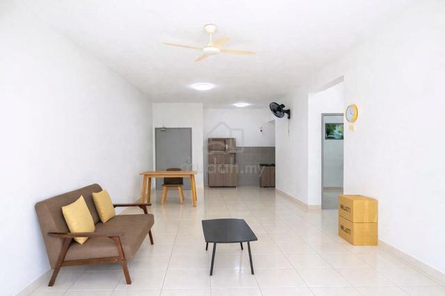 Symphony Heights (Simfoni Heights) 1