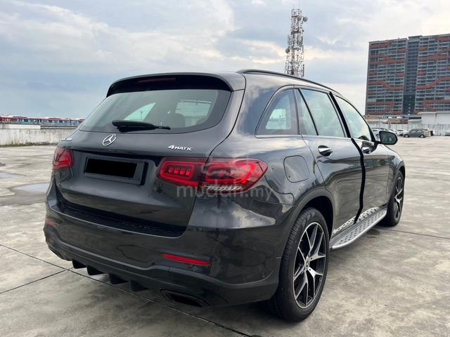 2021 Mercedes Benz GLC300 4MATIC AMG LINE 2.0L (A) - 3