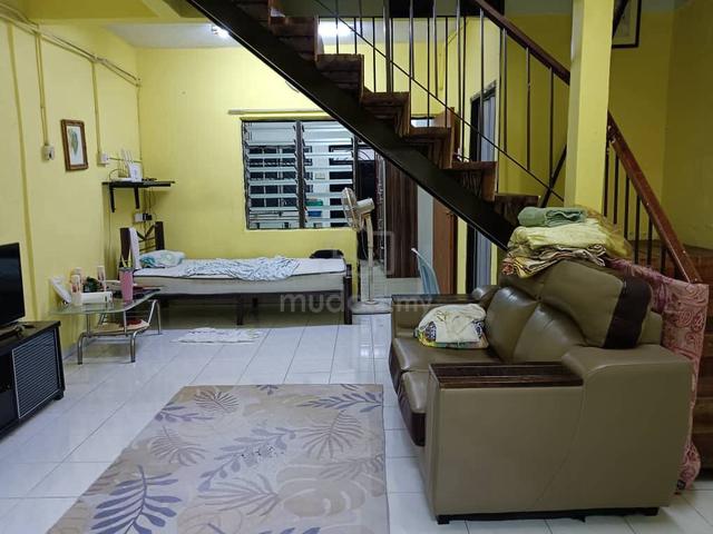 Double Storey Taman Lingkaran Nur, Batu 12, Cheras, Selangor 1