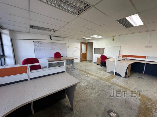 1st Floor Shop Office with p.furnish Bayu Perdana Klang 1