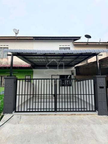 Kluang, Taman Desa 2 Tingkat 3Bilik Tidur, Full Loan Cover all fee 1