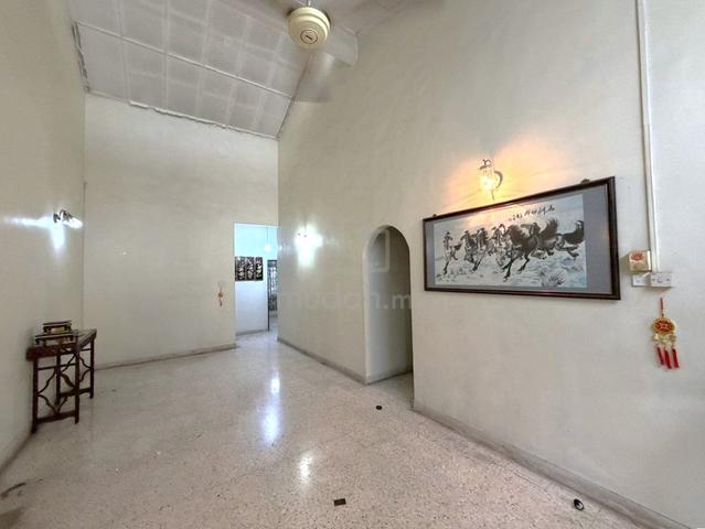 Perling 1 Storey Semi D 10 Feet Side land Freehold 1