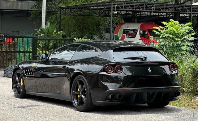 9K KM 2020 Ferrari GTC4 Lusso T 3.9L V8 Local FSR - 4