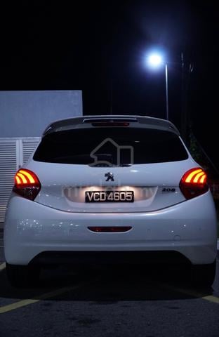 2018 Peugeot 208 1.2 PURETECH (A) - 1