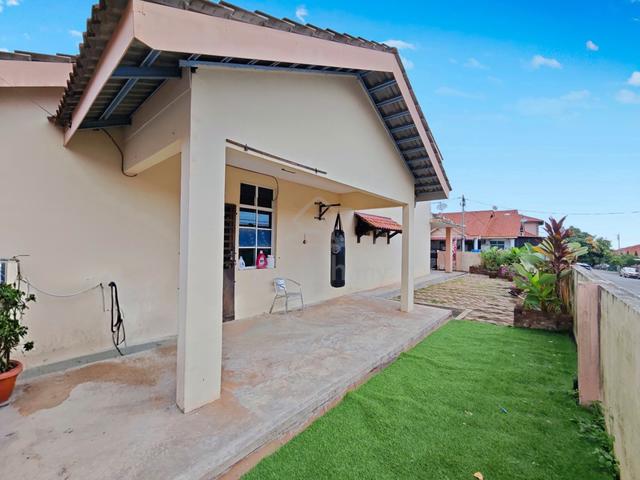 CORNER LOT - FREEHOLD Teres 1 Setengah Tingkat PSJ Sungai Karang Damai 1