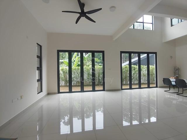 Newly Completed AUSTIN GARDEN Pondok Upeh Balik Pulau 3 Storey Semi D 1