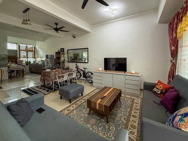 Murah Size Besar 2 Storey Terrace Taman Saujana Klia Sepang 1