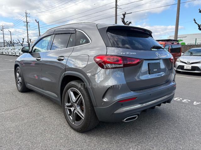 (GRADE 5A) Mercedes BENZ GLA180 AMG LINE 2022 - 4