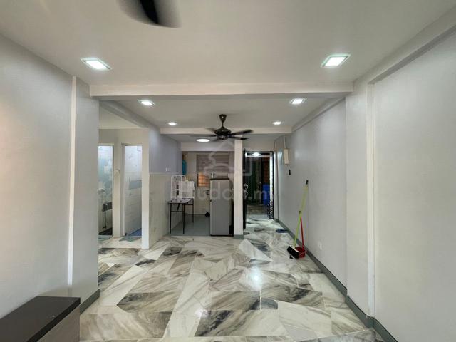 Flat PKNS Seksyen 7 Shah Alam 1
