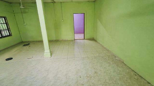 Rumah Kampong belimbing dalam 1