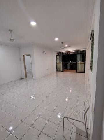 Pelangi Condominium 1