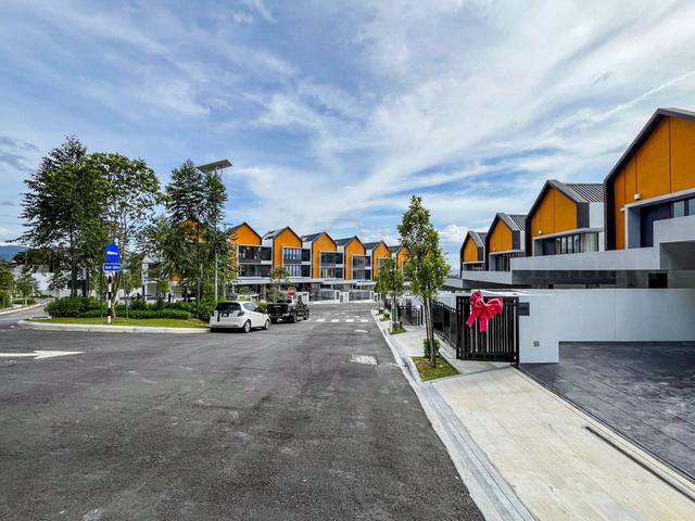 2.5 Storey Superlink Home @ East 57, Taman Melawati, KL 1