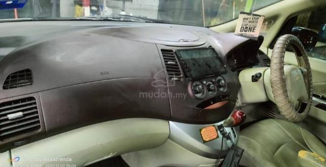 2004 Mitsubishi GRANDIS 2.4 (A) - 4