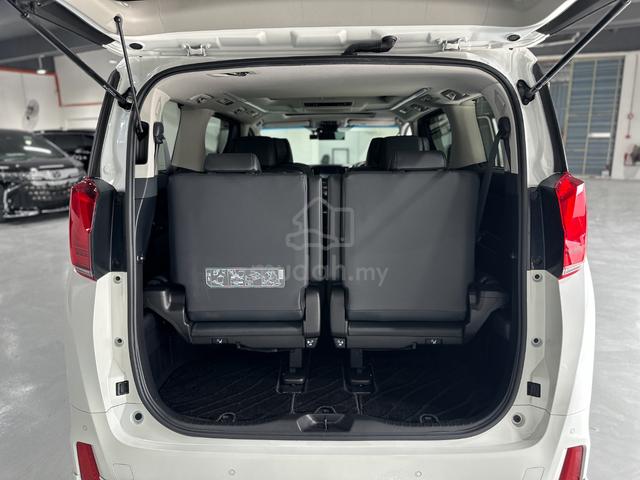 Toyota Alphard SC 2023 _LOW MILEAGE BEST OFFER !!! - 5