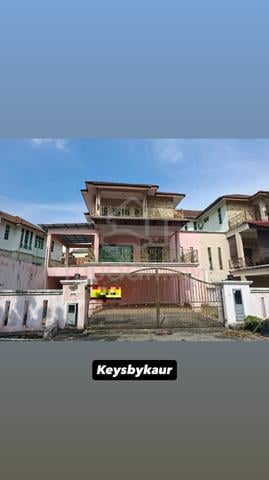 Lake Heights Seremban Double Storey Semi D Renovated Kitchen 1