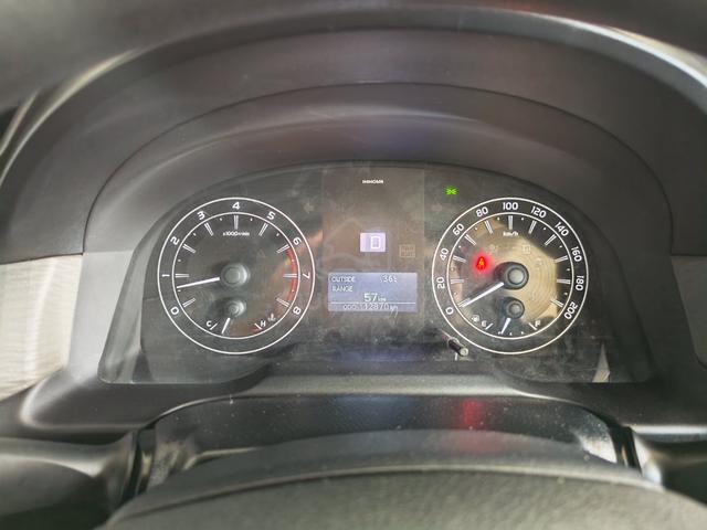 2017 Toyota INNOVA 2.0 E (A) - 5