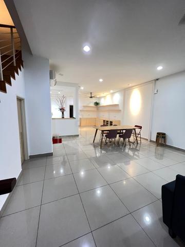 (HOT DEAL) 3 Storey Terrace House, Perdana Residences 2 Batu Caves 1