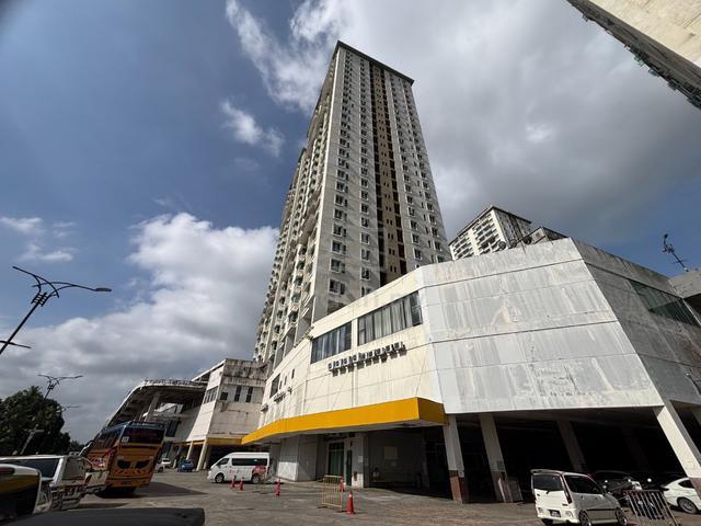 1 Borneo Condominium 1