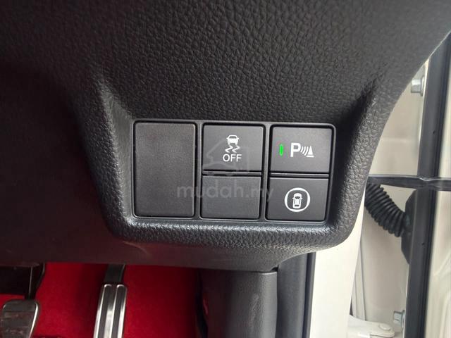 2023 CIVIC TYPE R FL5 (M) Proce Woth Duty UNREG - 5