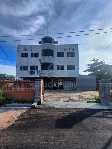 Shop Lot Jalan Sulaiman, MUAR 1