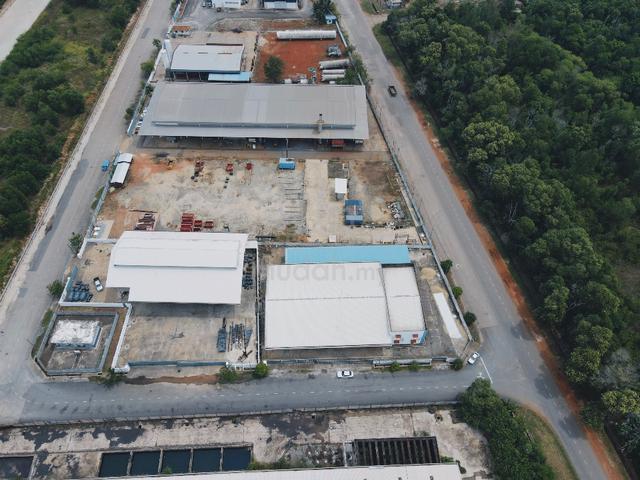 Gebeng Warehouse with office For Rent 2