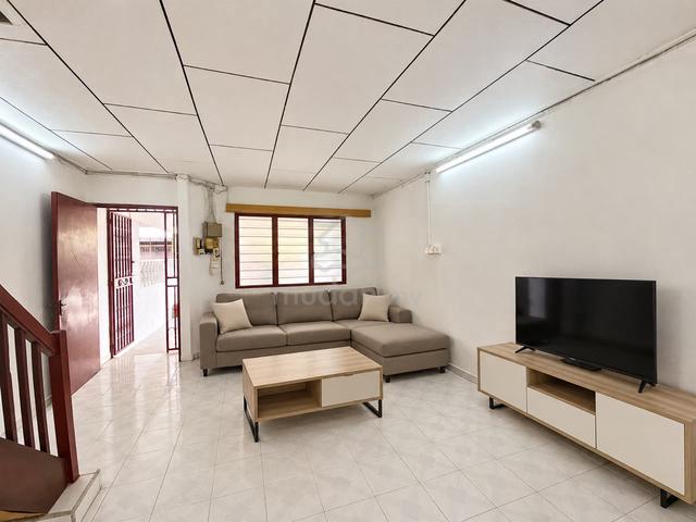 2 Storey End Lot Terrace House for Sale 1