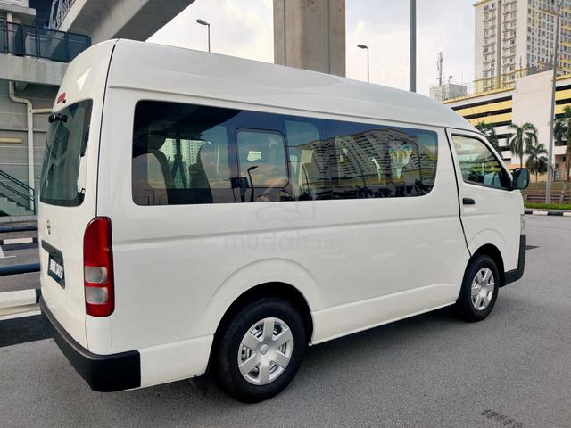 2015 Toyota HIACE 2.5 (M) Window Van - 4