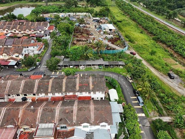 (WOW FREEHOLD AND NON BUMI!) Commercial Land, Bangi 4