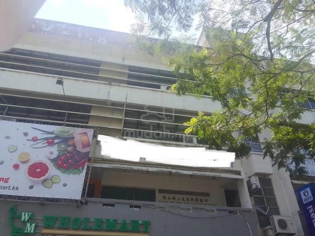 Damai Facing Road Shoplot 1